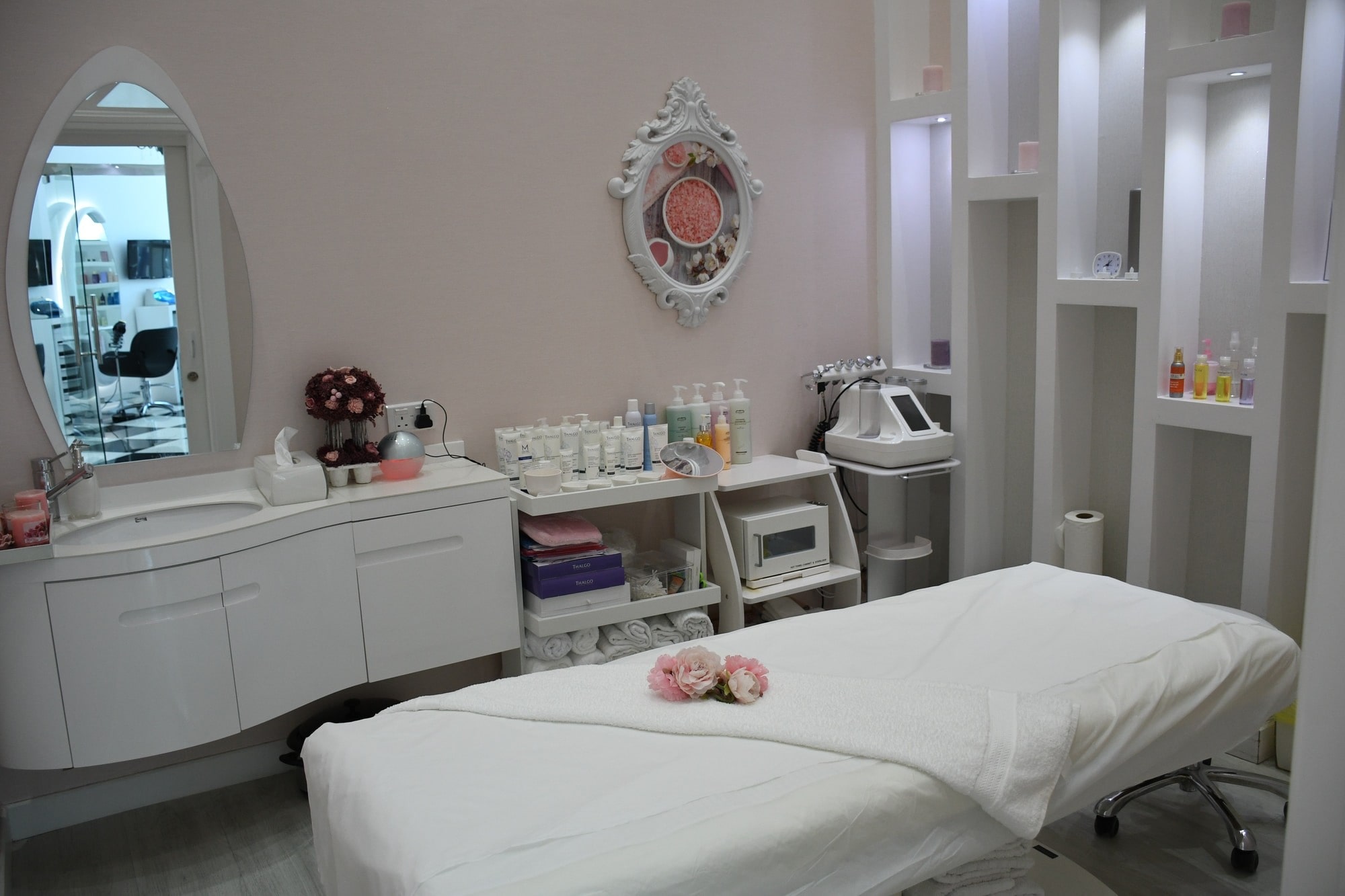 combining doTERRA essential oils with aromatherapy, beauty therapy etc. 
